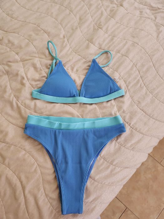 Дамски бански две части