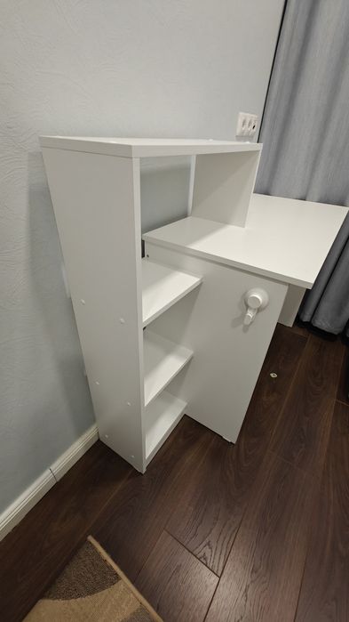 Продам стол письменный компьютерный для школьников