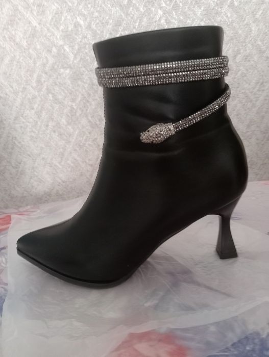 Полусапожки (батильоны) 38 р