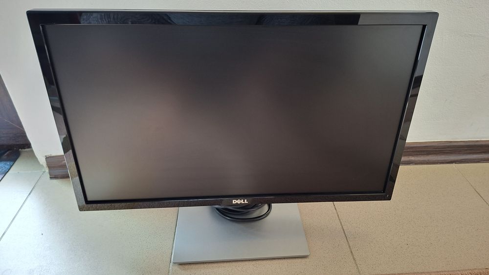 Vind monitor Dell se2417hg stare ca nou