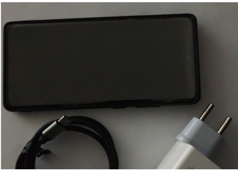 OnePlus 12R, model PJE 110, 16/512Gb. Oxigen OS 15
