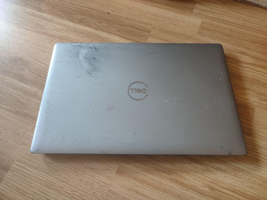 Laptop Dell Latitude 5530 - i5 generația 12