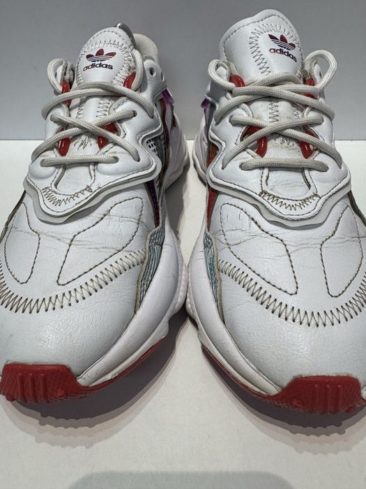 Маратонки ADIDAS OZWEEGO .Номер 37.5