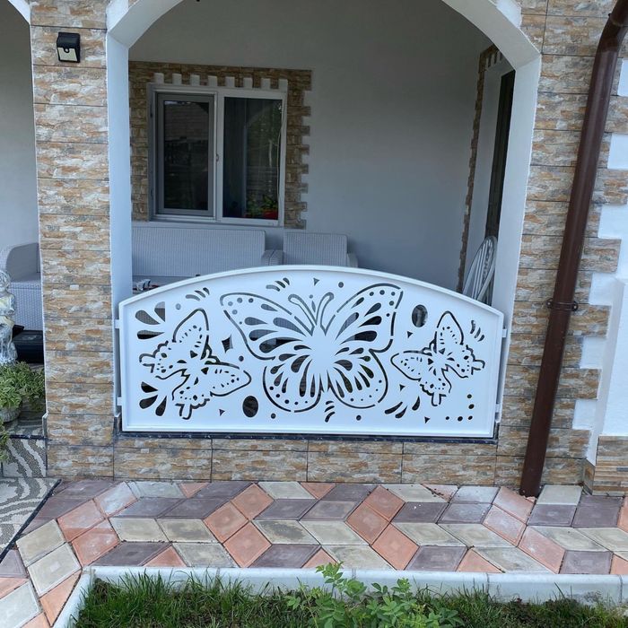 Porti / Garduri / Lacre - Modele Personalizate