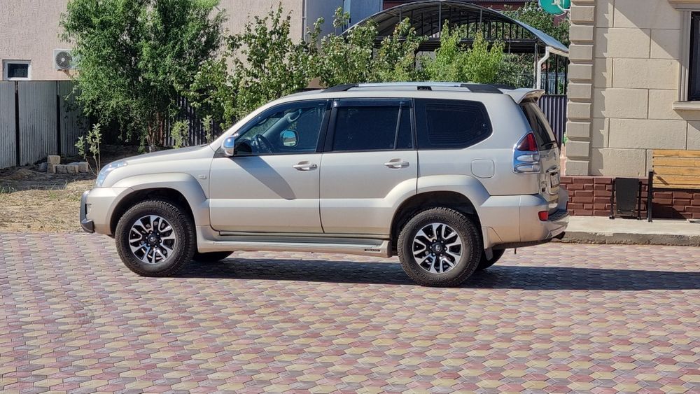 Продаётся Toyota Land Cruiser
