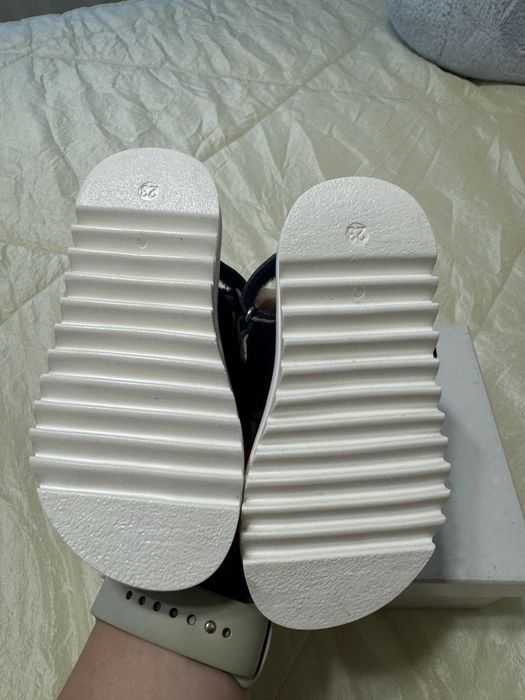Sandale Emporio Armani de piele