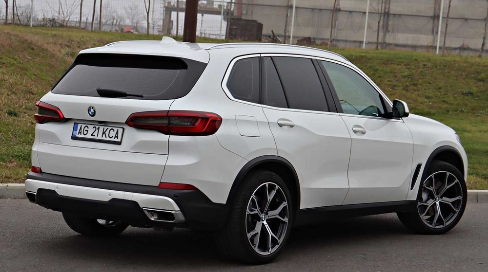 BMW X5 /G05 / 2020 / 45e / 394 CP / HYBRID / Distronic/Lane/Side/Pano