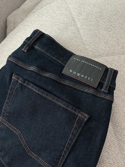 Мужские джинсы Bugatti