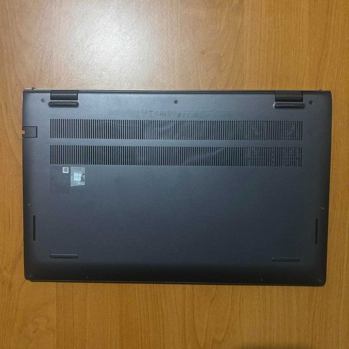 Dell Vostro 15 5515 / AMD Ryzen 5 5500U / 32GB / 256GB SSD NVMe / 15,6-инча