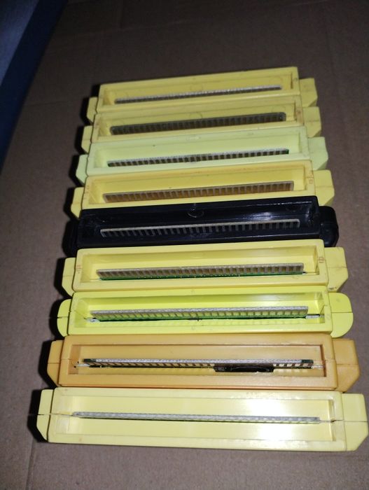 Lot dischete galbene clona NES / aka Terminator