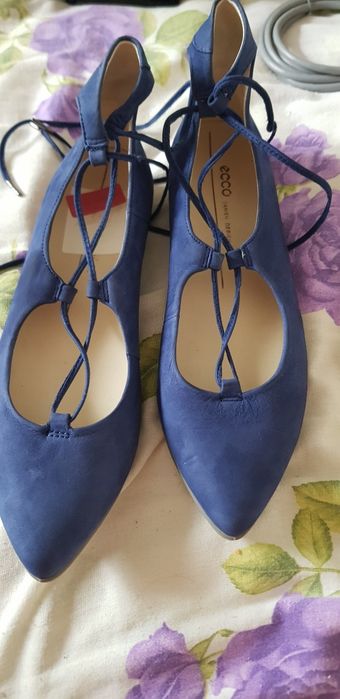 Pantofi ecco 38.