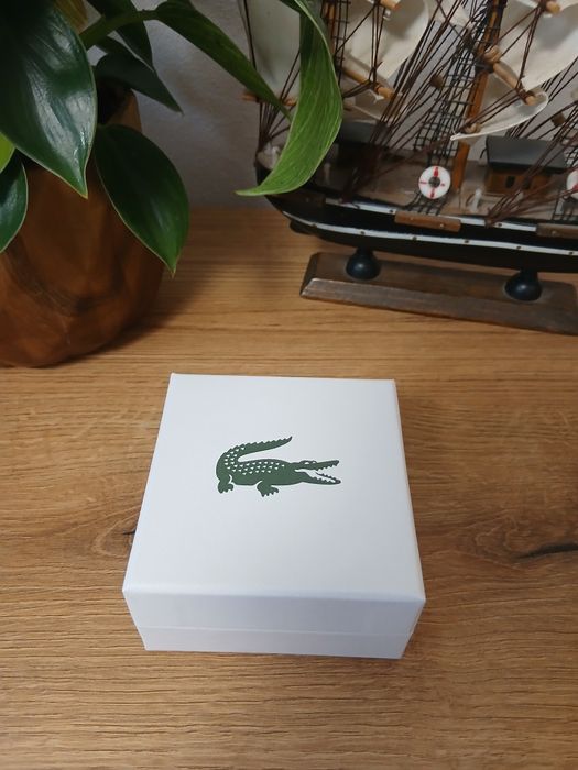 Brățară Lacoste, nouă