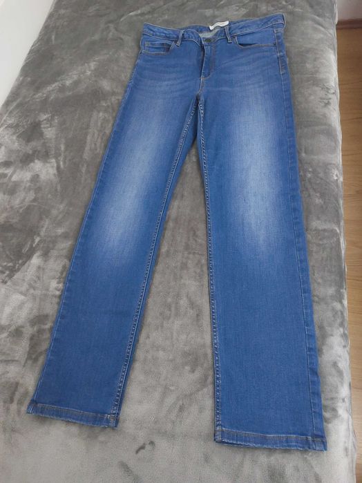 Blugi dama. Marimea 40
