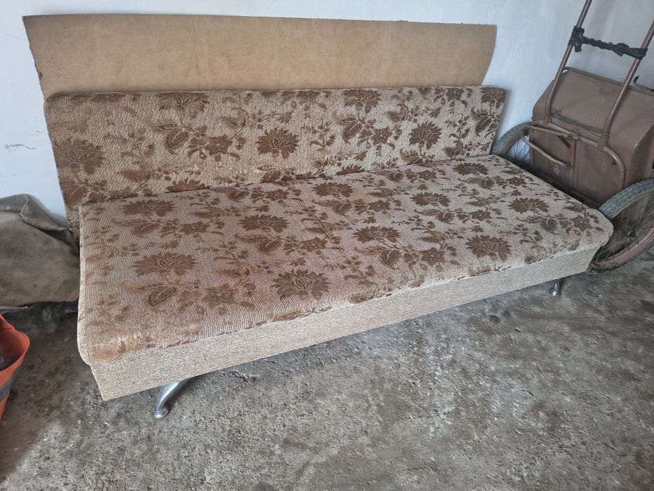 Продам тахту б/у