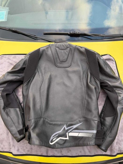 Geacă moto Alpinestars piele sport (GP / Faster) protecții umeri – stare foarte bună Marime S 48