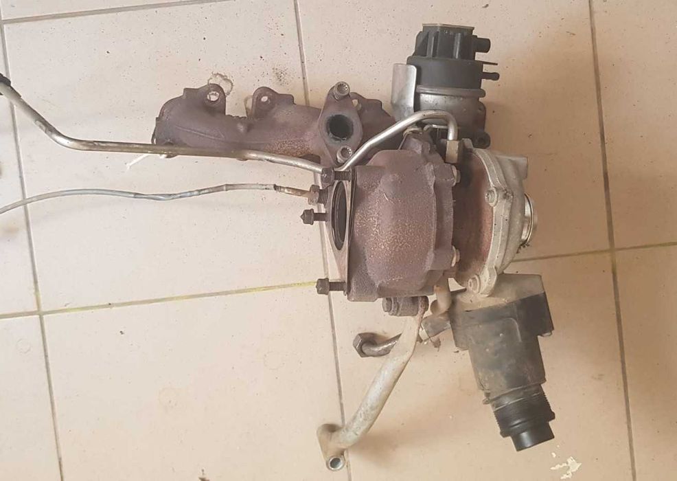 Turbina Pompa ulei motorina Motor CAGB Capota luneta Audi A6 C6 20Tdi
