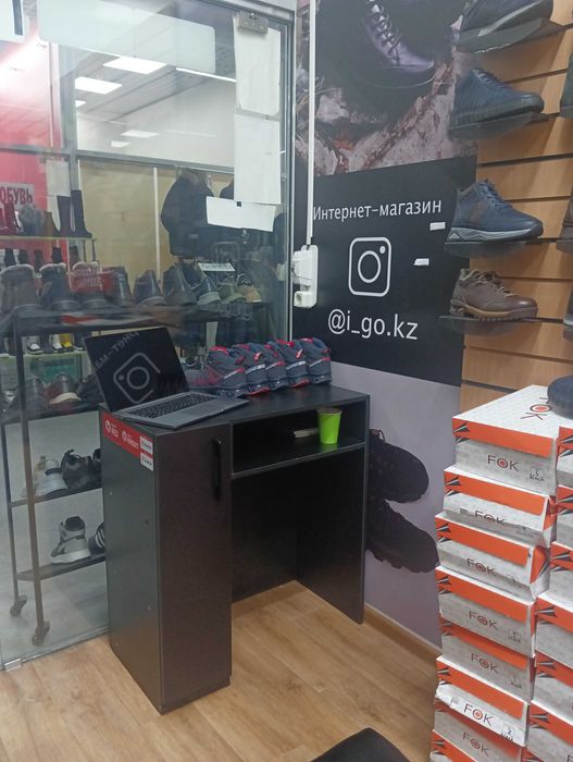 Продам торговое оборудование