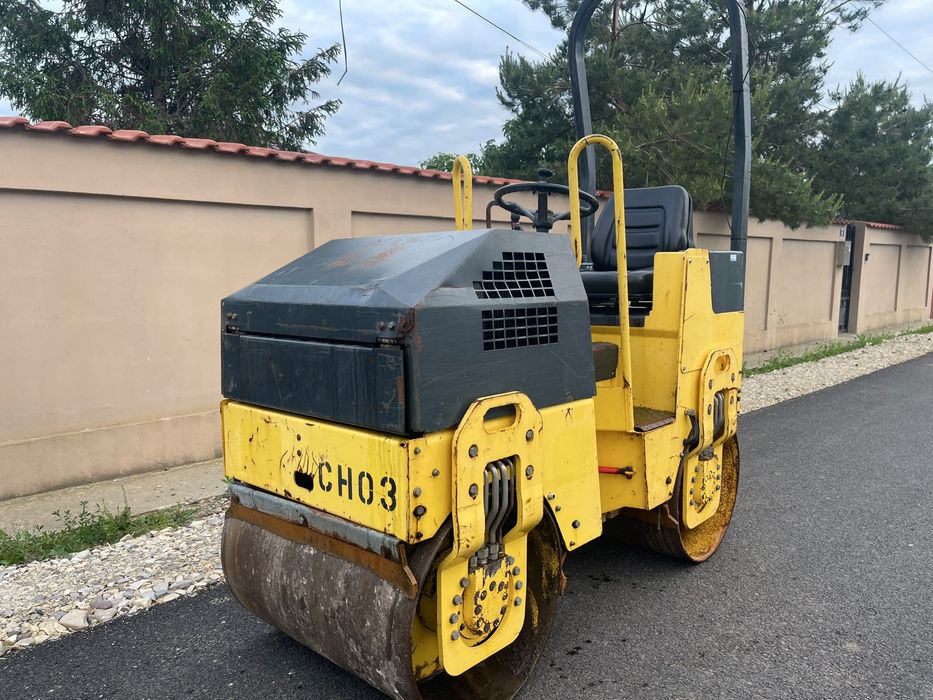 Cilindru compactor Caterpillar 301.8 miniexcavator 1.8 tone