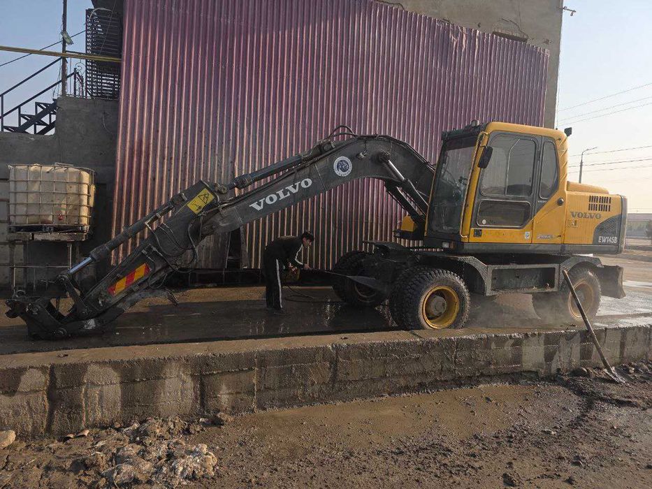 145 volvo Ekskovator