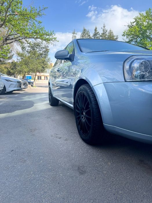 Продаю свою Лассети 1.8 автомат 2013