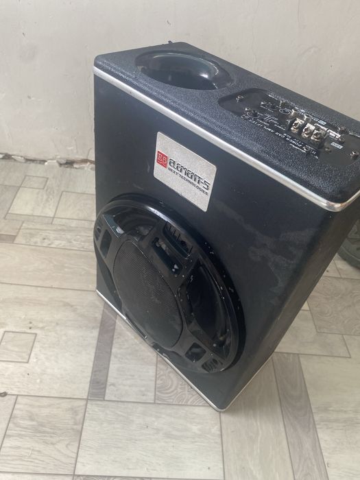 Продам саббуфер Елемент5