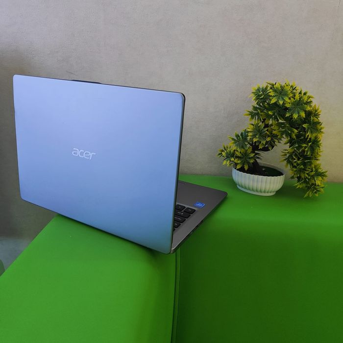Быстрый ноутбук Acer Swift