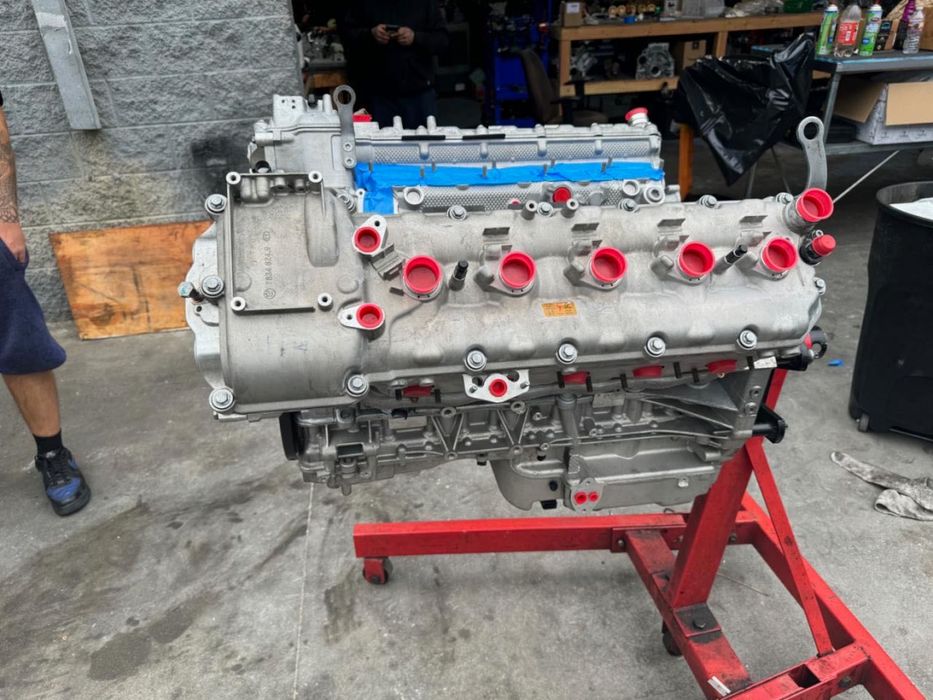 Двигател за БМВ BMW S85 V10 М5 М6 отремонтиран