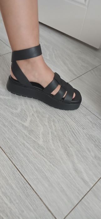 Босоножеи от Zara