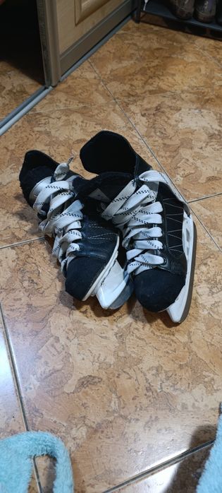 Коньки детские..