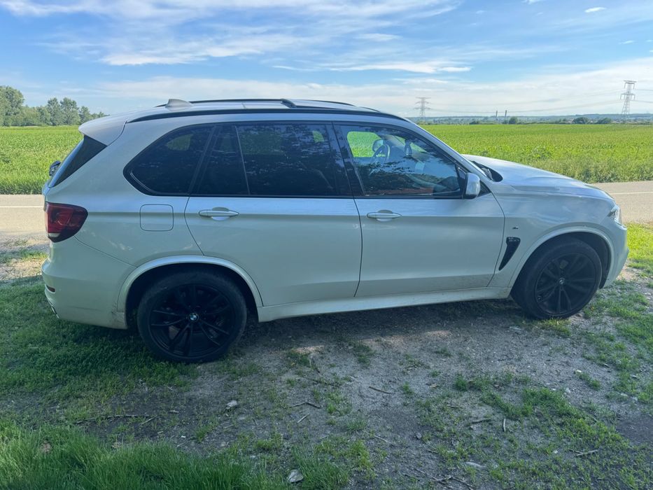 BMW x5-xdrive 25