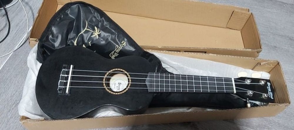 Mini ukelele/chitara pentru copii noua