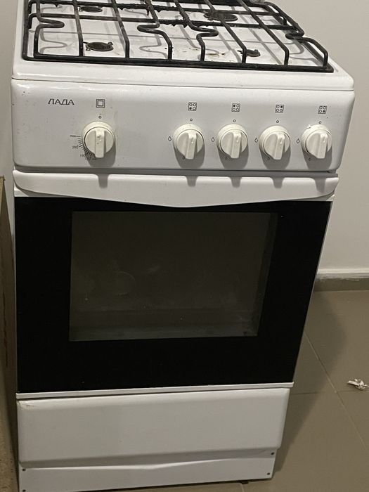 Продам газ плиту