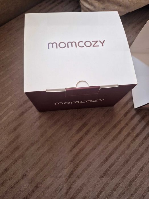 Продавам безжична помпа за кърма Momcozy M5.