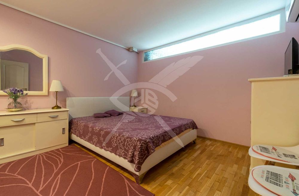 Продава се Тристаен апартамент в София, Изгрев - 90 кв.м за 3300 €/кв.м - Снимка #6