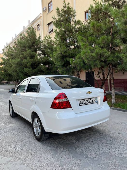 Nexia 3 yil 2022 avtomat Toza