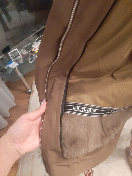 Продам парку в отличном состоянии