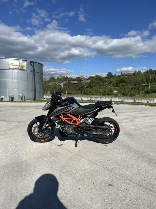 KTM duke 125 2021