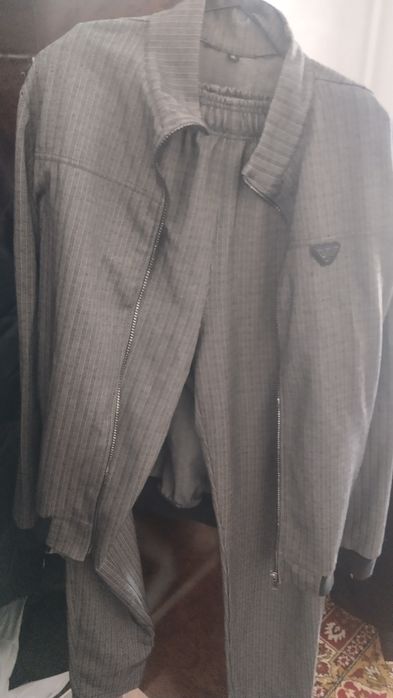 Продается спартивка верх/низ горад тараз:)