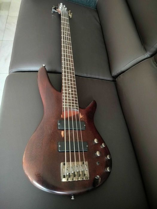 Петструнен бас Ibanez SR505