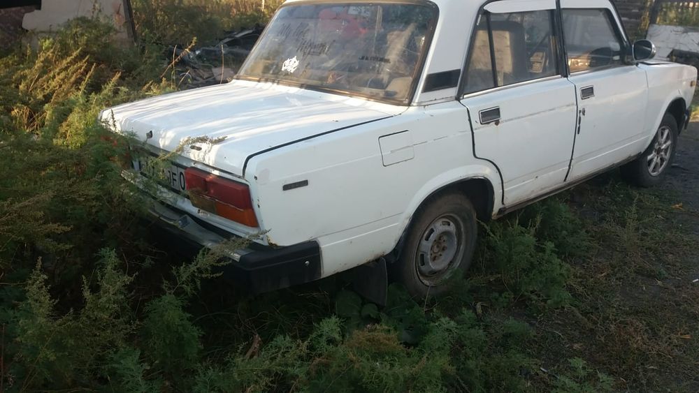 Продам ваз 2107.