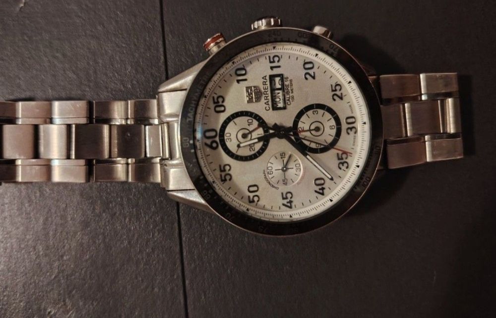 Vând ceas Tag Heuer carrera
