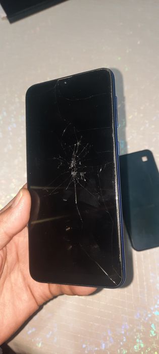 Продам телефон самсунг