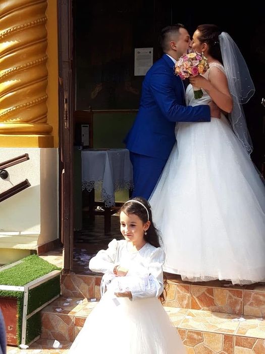 Rochie de mireasa stil printesa