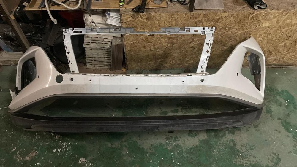 Бампер передний на Hyundai Tucson