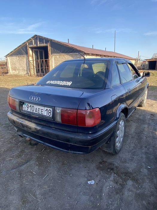 Продам ауди 80б4  в хорошем состаянии