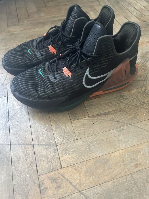 Nike Lebron Witness 6