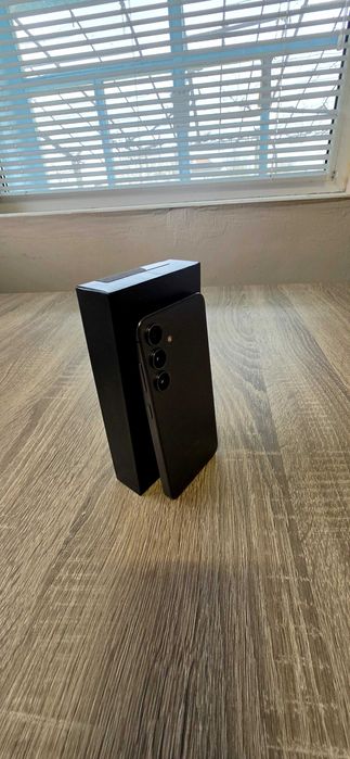 Samsung s24 256GB с оставаща гаранция