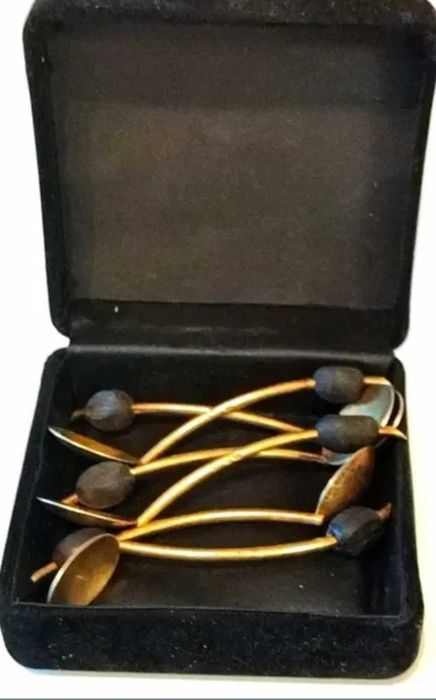 Set lingurite  aur si argint, aurit partia