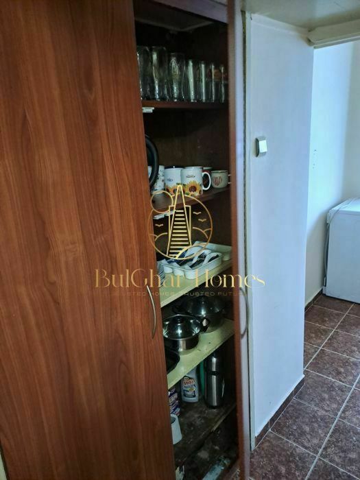 Дава се под наем Двустаен апартамент в Варна, Базар Левски - 68 кв.м за 457.47 € - Снимка #7