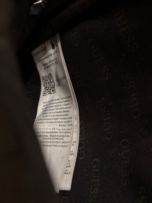 Guess - мъжка чанта